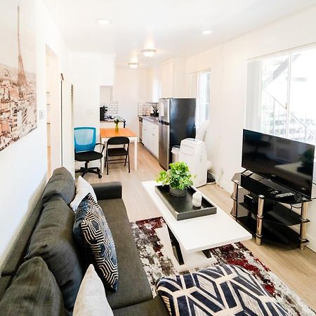 Hollywood/Koreatown 2 Bedroom With Parking Los Angeles Bagian luar foto